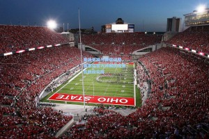 赛场更换与赛程调整，赛事运营方详解区域赛首阶段安排