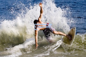 于德豪客场遭遇不雅口号 冷静回应彰显职业风范